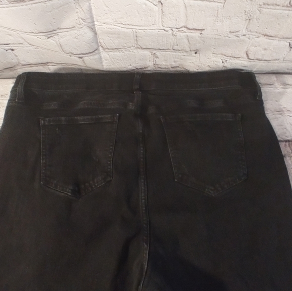 Torrid Bombshell Skinny Destroyed Black Jeans 20R - Picture 5 of 16